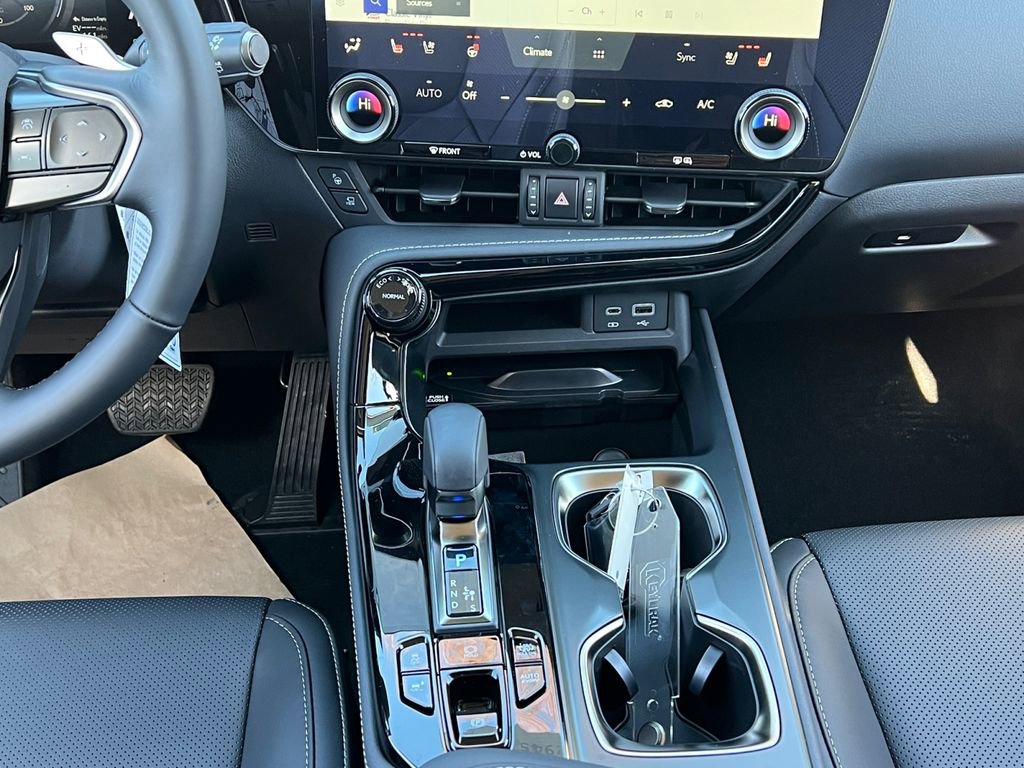 New 2026 Lexus NX 450h+ 450h+ Luxury image 10