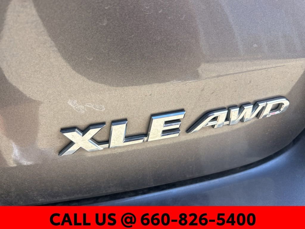 Used 2019 Toyota Highlander XLE image 13