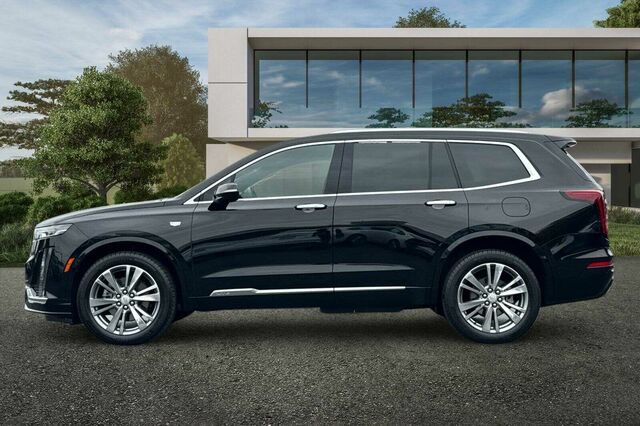 Used 2024 Cadillac XT6 Premium Luxury AWD/4WD image 7