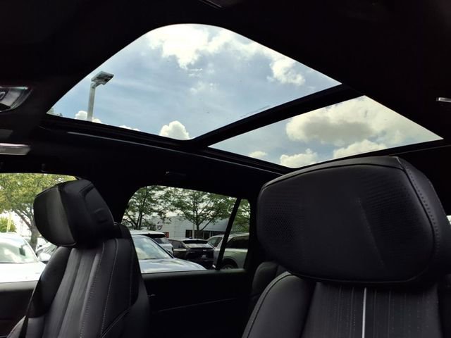 New 2026 Cadillac Vistiq Luxury image 13