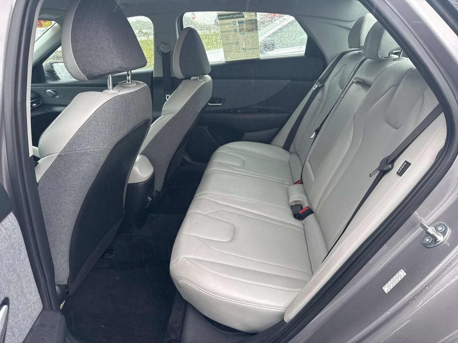 Used 2024 Hyundai Elantra Limited FWD image 14