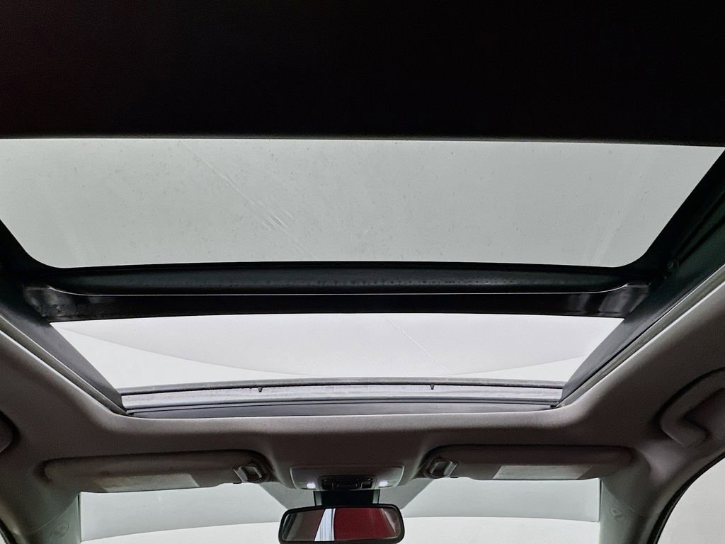Used 2019 Toyota Camry XSE w/ Navigation Package FWD image 21