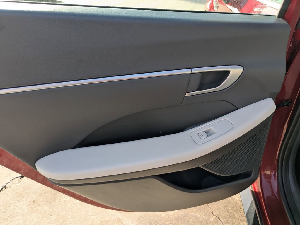Used 2025 Hyundai Sonata SEL image 22