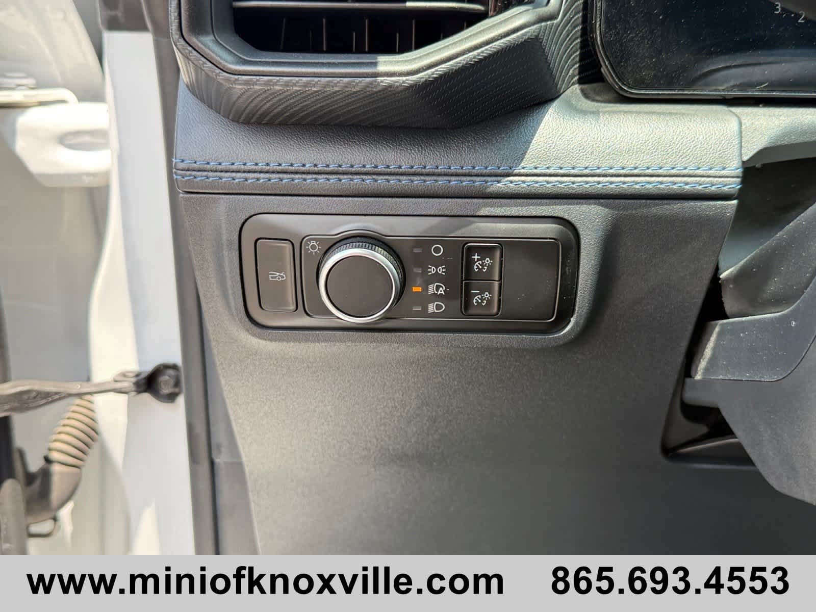 Used 2024 Ford Mustang Dark Horse RWD image 32
