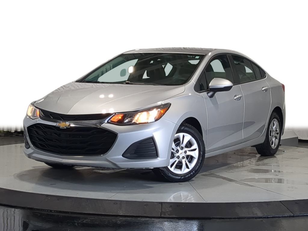 Used 2019 Chevrolet Cruze LS w/ LS Fleet Convenience Package FWD image 1