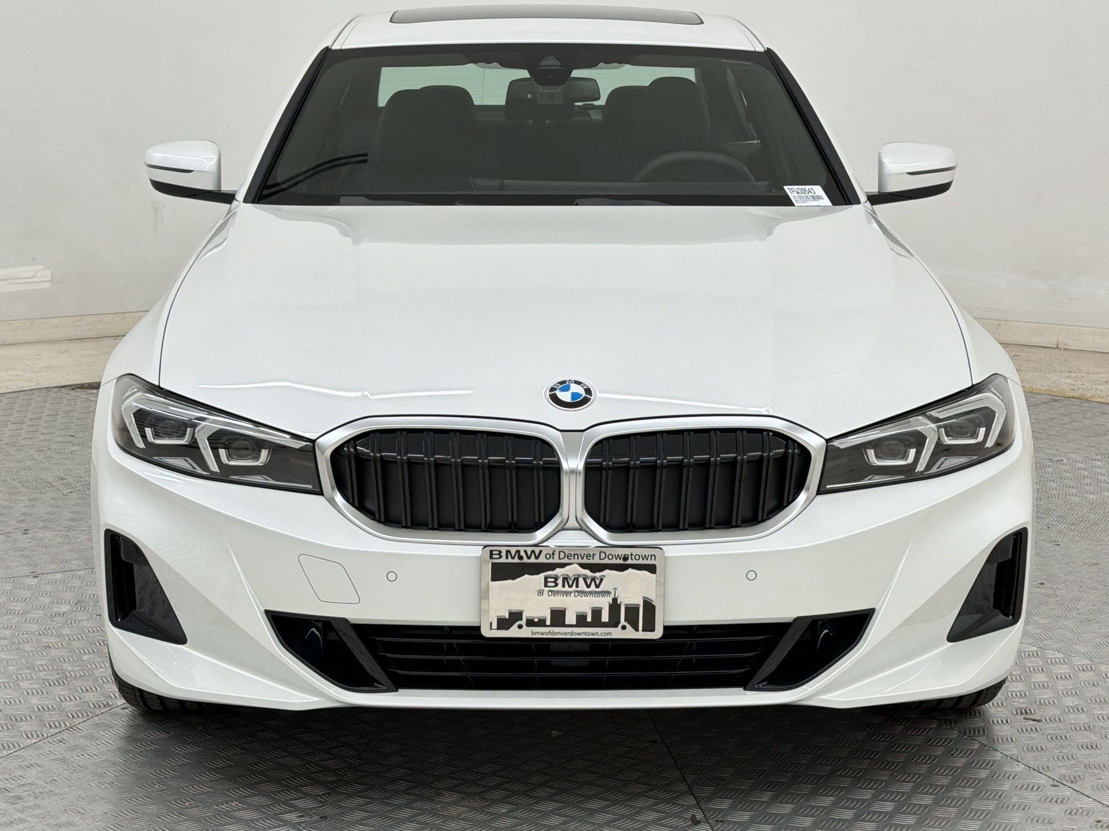 Used 2026 BMW 330i xDrive Sedan w/ Premium Package AWD/4WD image 6