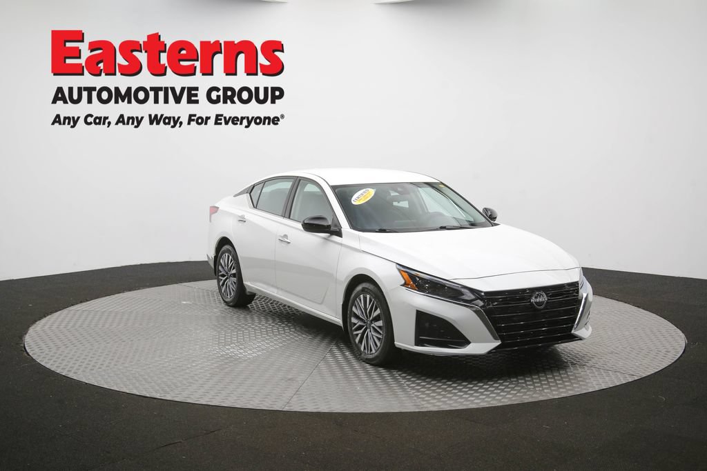 Used 2023 Nissan Altima 2.5 SV AWD/4WD image 35