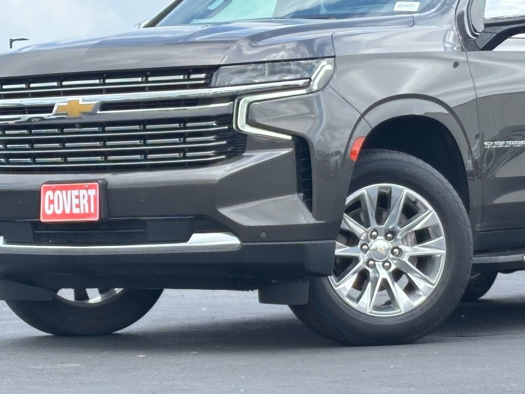 Used 2021 Chevrolet Suburban Premier w/ Premium Package AWD/4WD image 2