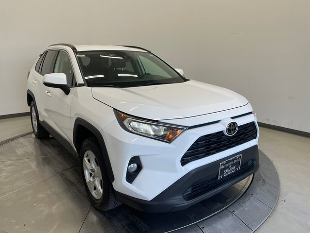 Used 2021 Toyota RAV4 XLE FWD image 1