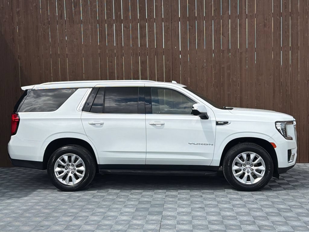 Used 2022 GMC Yukon SLE w/ Gmc Pro Safety Plus Package AWD/4WD image 14