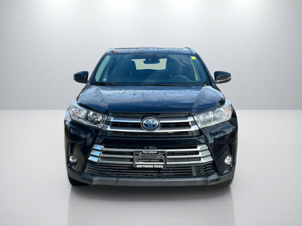 Used 2019 Toyota Highlander Limited Platinum AWD/4WD image 2