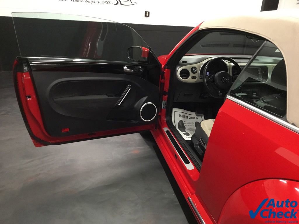 Used 2018 Volkswagen Beetle 2.0T Coast image 28