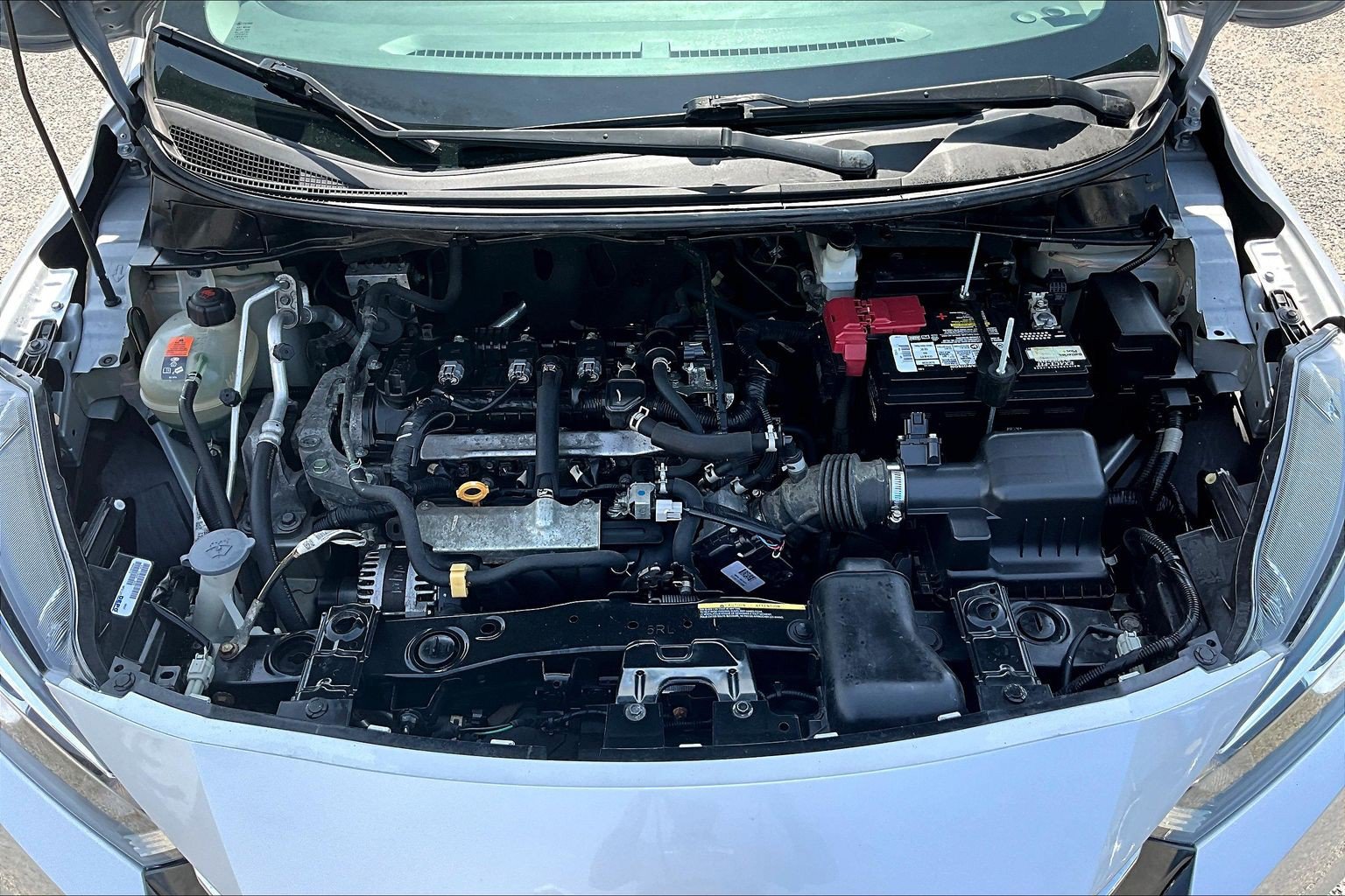 Used 2021 Nissan Versa SV FWD image 9