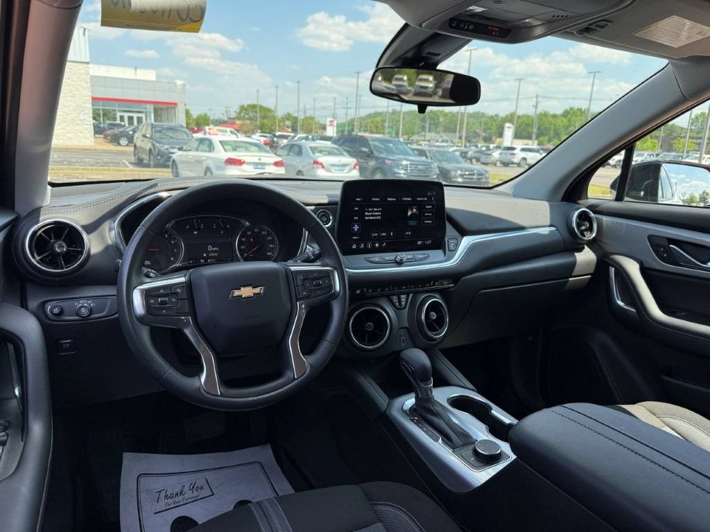 Used 2024 Chevrolet Blazer LT w/ Redline Edition FWD image 17