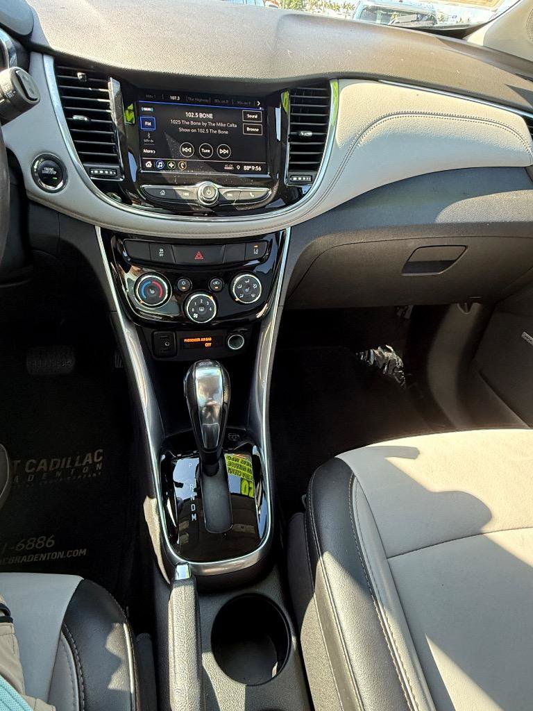 Used 2020 Chevrolet Trax Premier FWD image 15