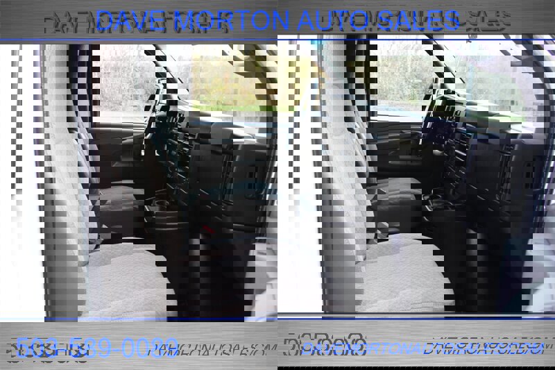 Used 2015 Chevrolet Express 3500 image 20