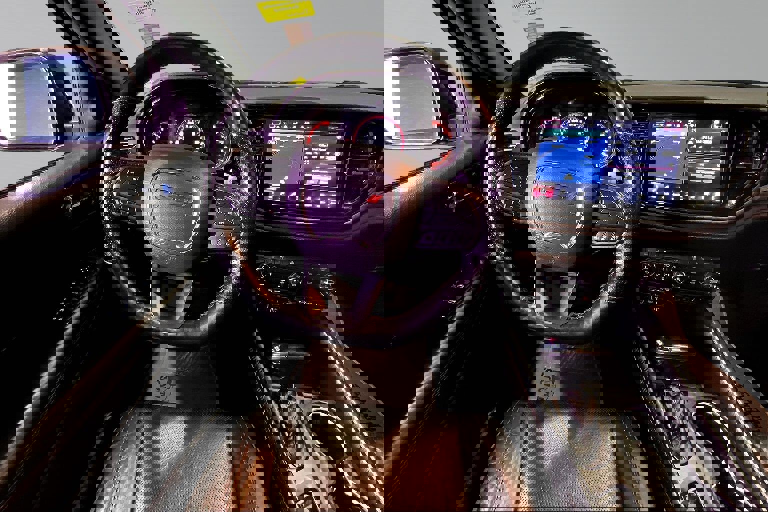 Used 2024 Dodge Durango GT image 8