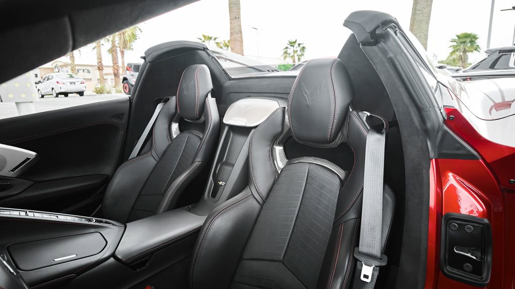 Used 2023 Chevrolet Corvette Stingray Premium Conv w/ Z51 Performance Package image 18