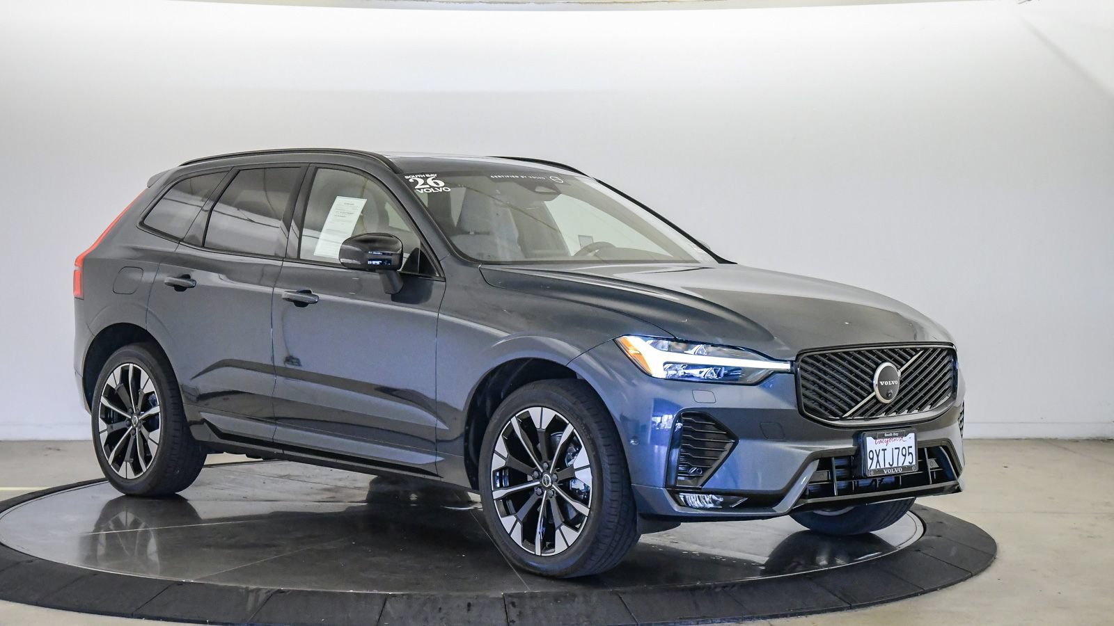 Certified 2026 Volvo XC60 B5 Plus w/ Protection Package Premier AWD/4WD image 6