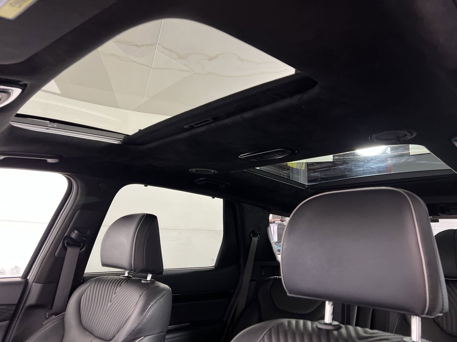 Used 2023 Hyundai Palisade Calligraphy image 24