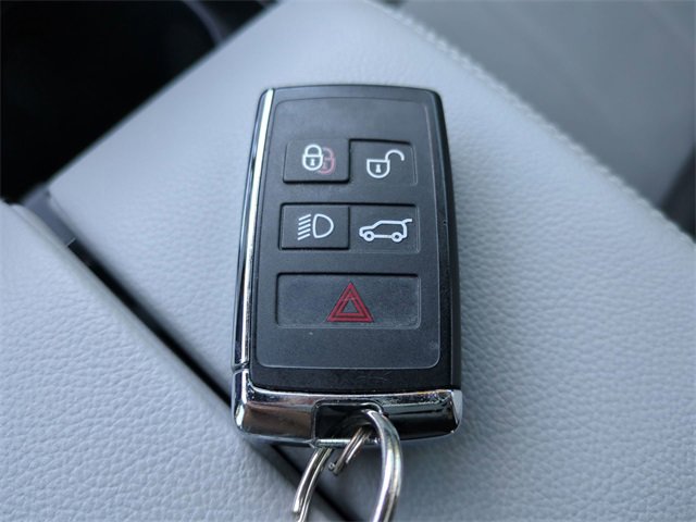 Used 2023 Land Rover Range Rover Evoque S image 36