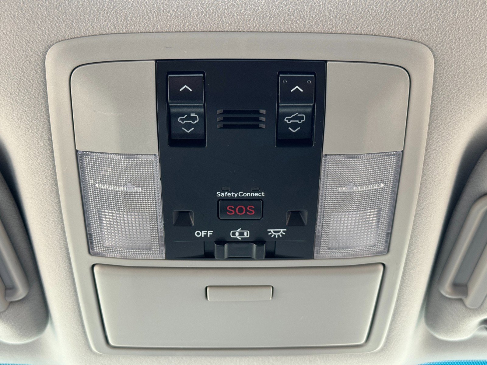 Used 2017 Lexus GX 460 Premium AWD/4WD image 34