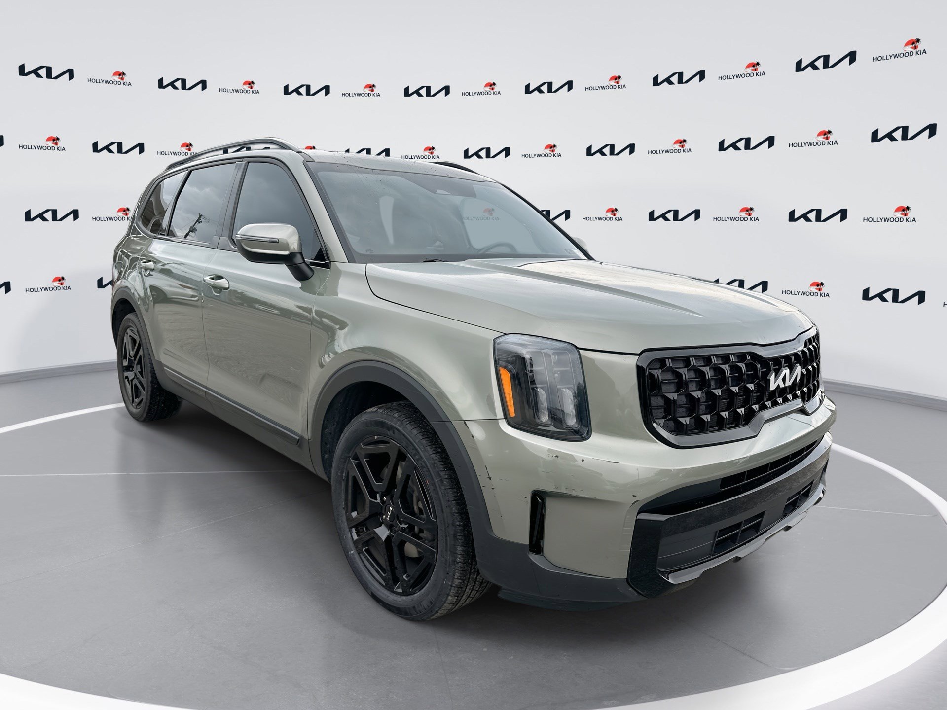 Used 2024 Kia Telluride EX X-Line AWD/4WD image 1