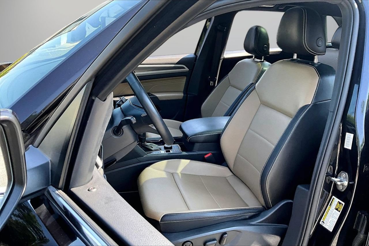 Used 2022 Volkswagen Atlas Cross Sport SE w/ Panoramic Sunroof Package AWD/4WD image 21