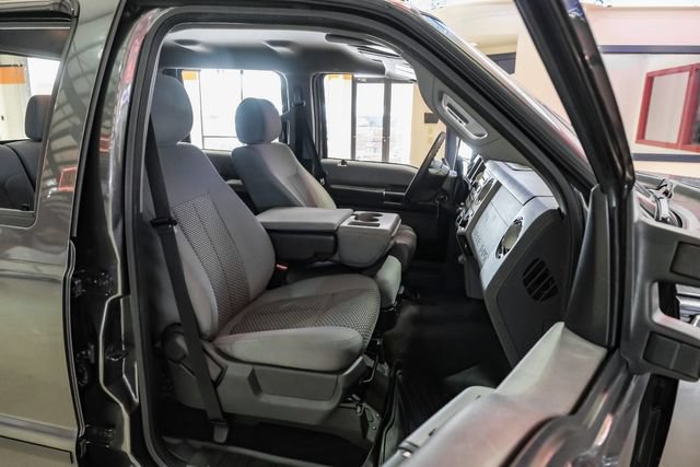 Used 2015 Ford F250 XLT w/ XLT Premium Package RWD image 29