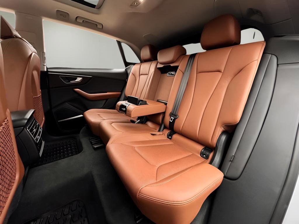 Used 2022 Audi Q8 Premium Plus image 21