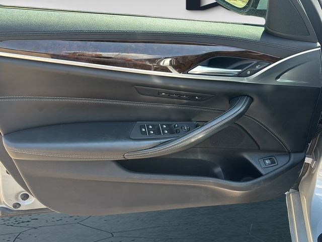 Used 2018 BMW 540i RWD image 20