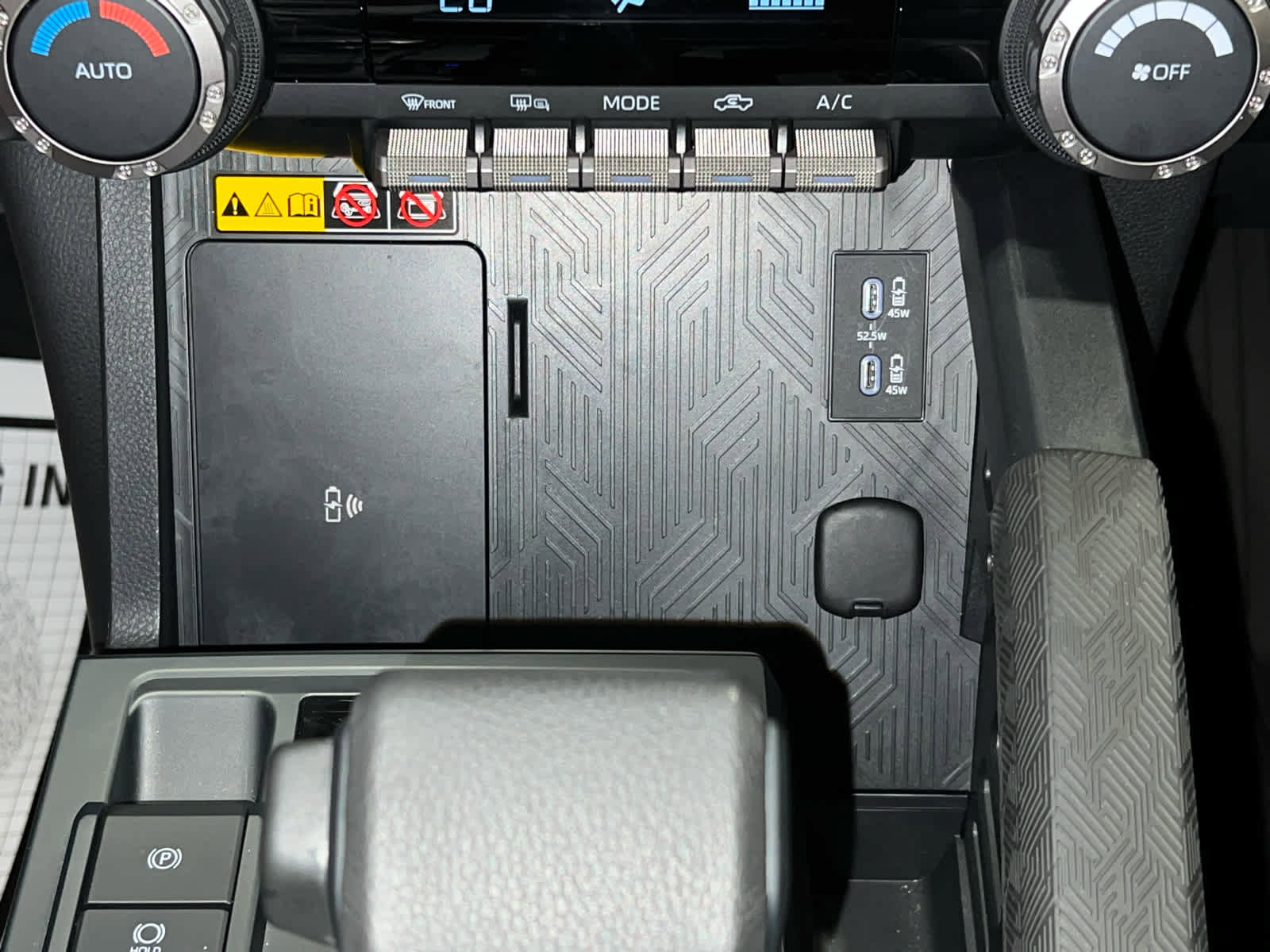 Used 2024 Toyota Tacoma TRD Sport w/ TRD Sport Upgrade Package image 24