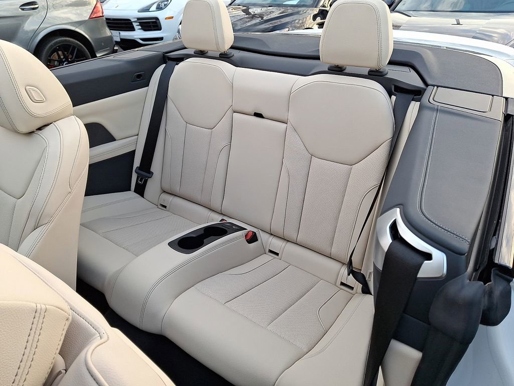 Certified 2025 BMW 440i xDrive Convertible w/ Premium Package image 8