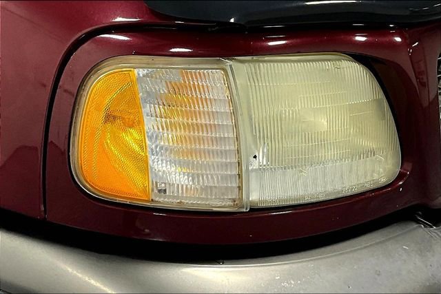 Used 2003 Ford F150 XLT AWD/4WD image 25