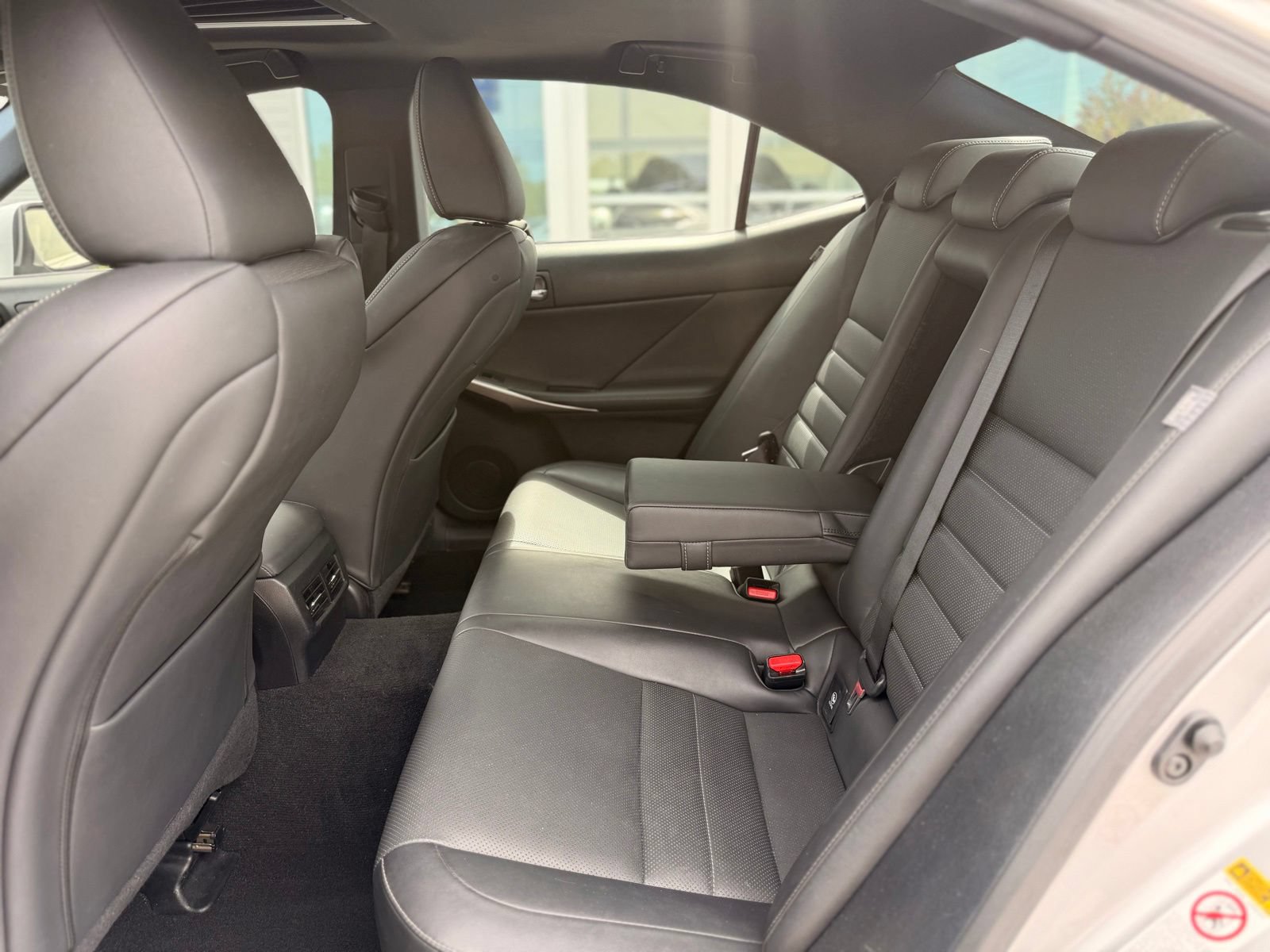 Used 2015 Lexus IS 250 w/ F-Sport Package RWD image 13
