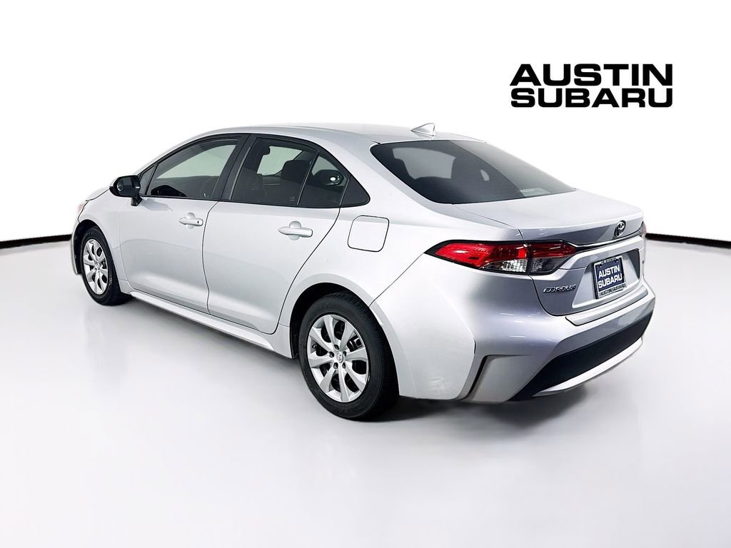 Used 2020 Toyota Corolla LE FWD image 5