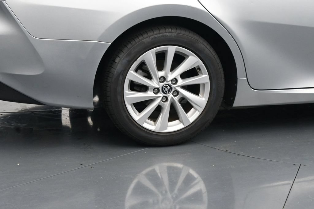 Used 2023 Toyota Camry LE FWD image 10