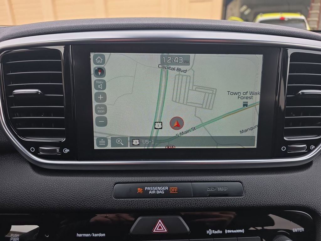 Used 2021 Kia Sportage EX w/ EX Technology Package image 34