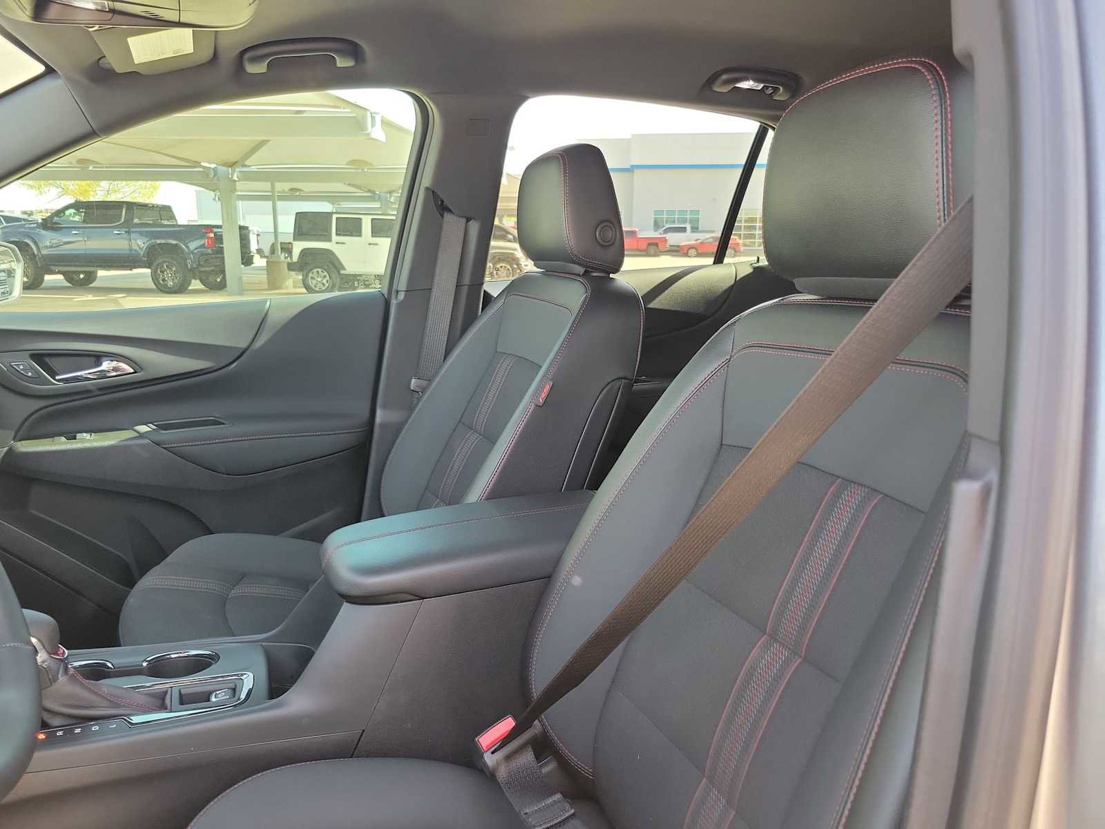 Used 2024 Chevrolet Equinox RS image 7