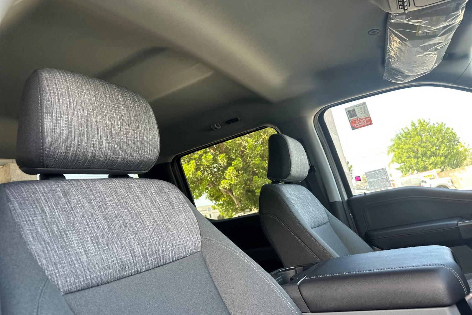 New 2026 Ford F250 XLT w/ XLT Premium Package AWD/4WD image 16