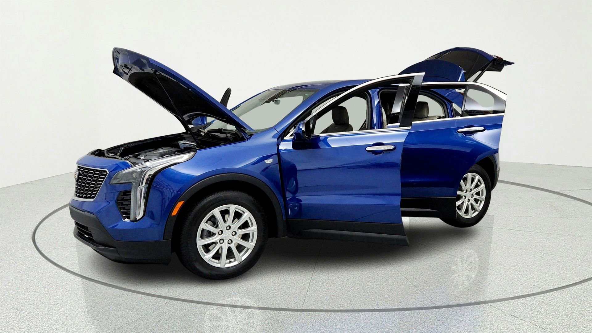 Certified 2023 Cadillac XT4 Luxury w/ Cold Weather Package AWD/4WD image 9