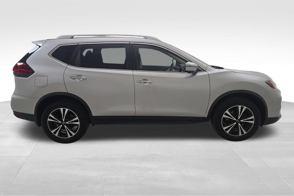 Used 2019 Nissan Rogue SV w/ Premium Package AWD/4WD image 10