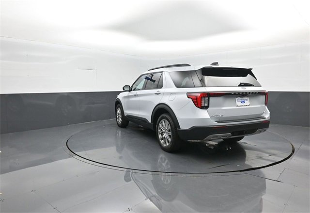 New 2026 Ford Explorer Active w/ Active Comfort Package image 5
