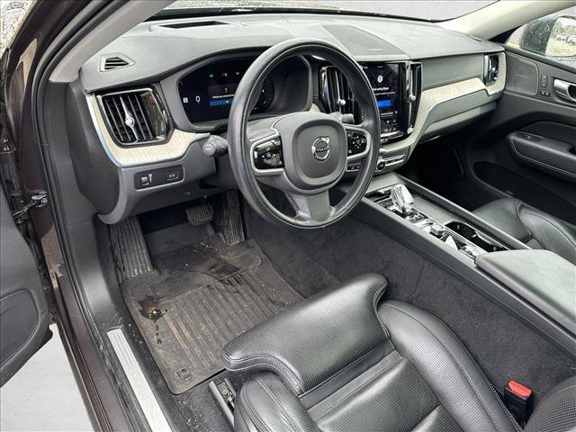 Used 2022 Volvo XC60 B5 Inscription w/ Advanced Package AWD/4WD image 10