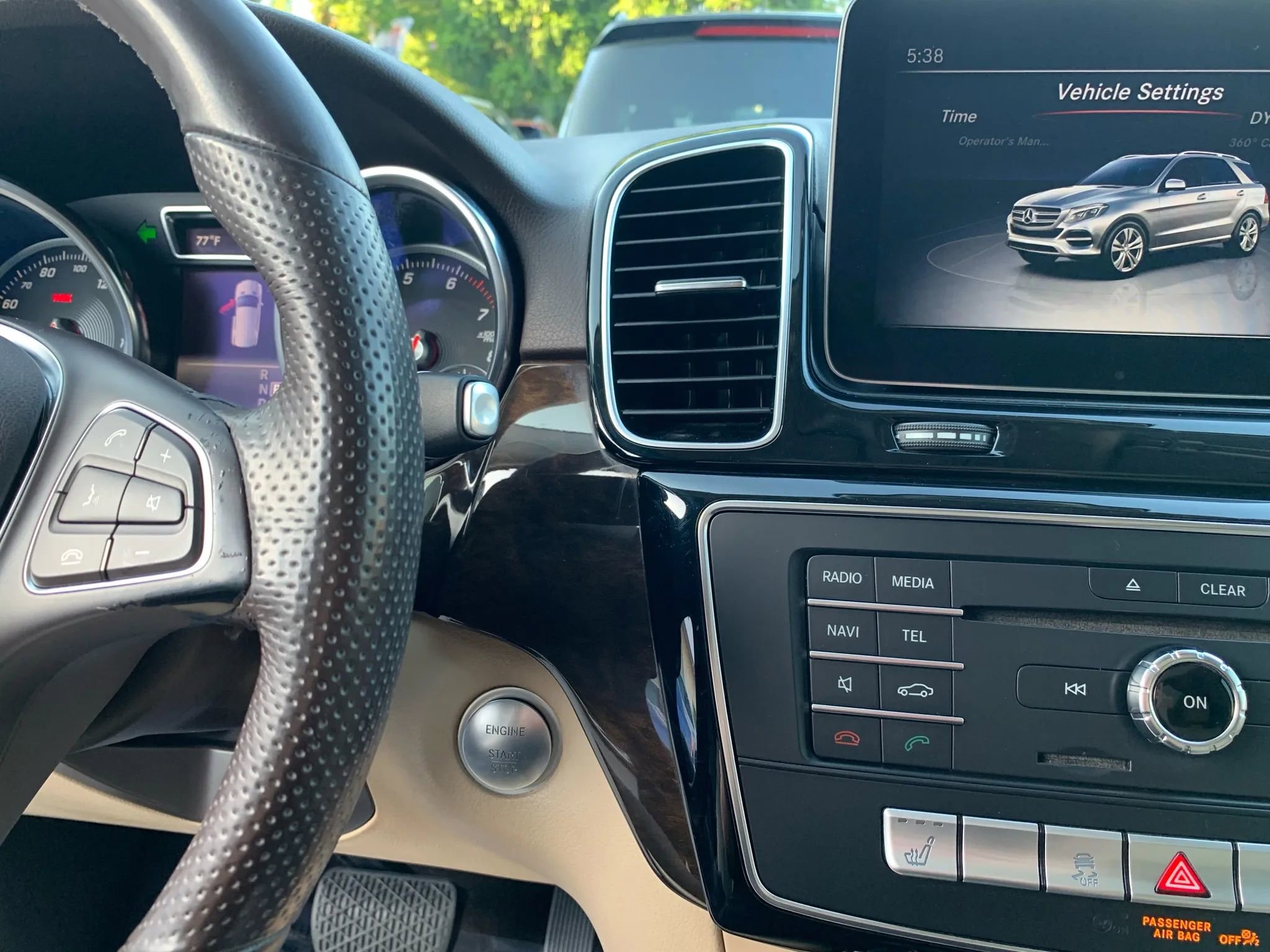 Used 2018 Mercedes-Benz GLE 350 GLE 350 Sport Utility 4D image 17