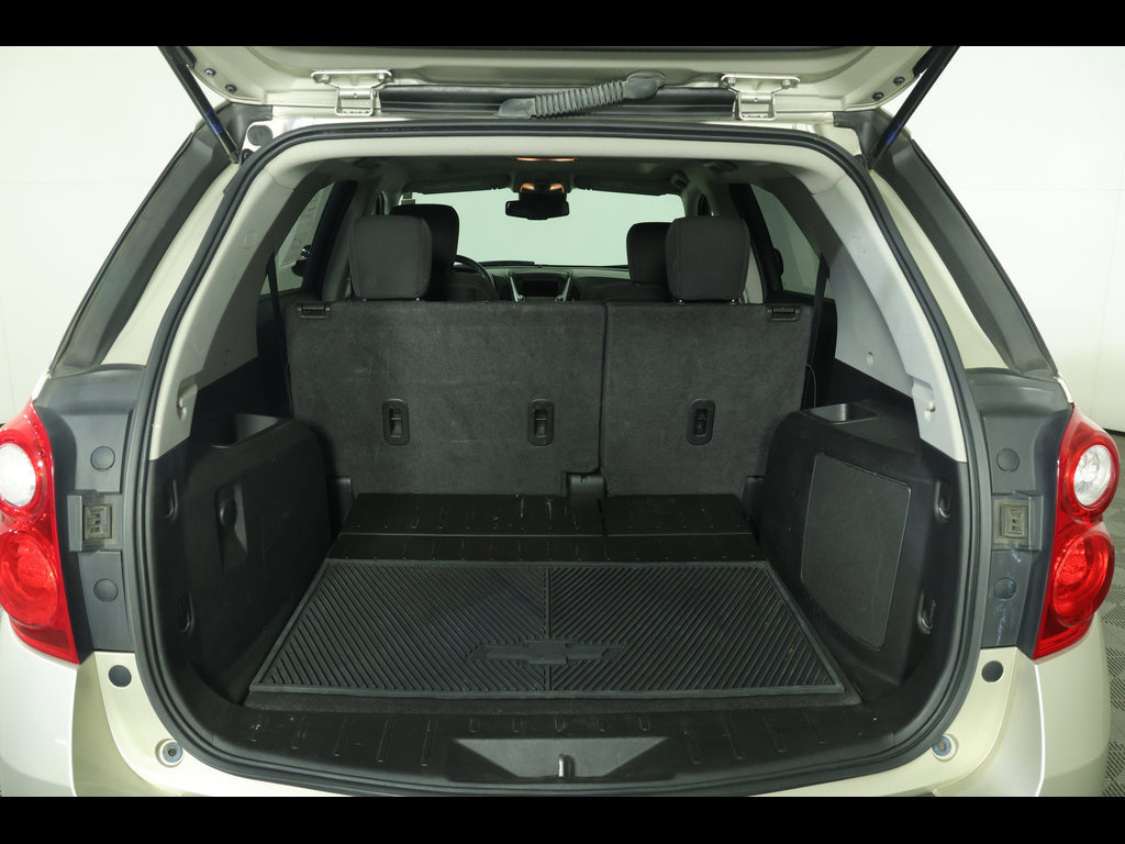 Used 2013 Chevrolet Equinox LT w/ Driver Convenience Package AWD/4WD image 8