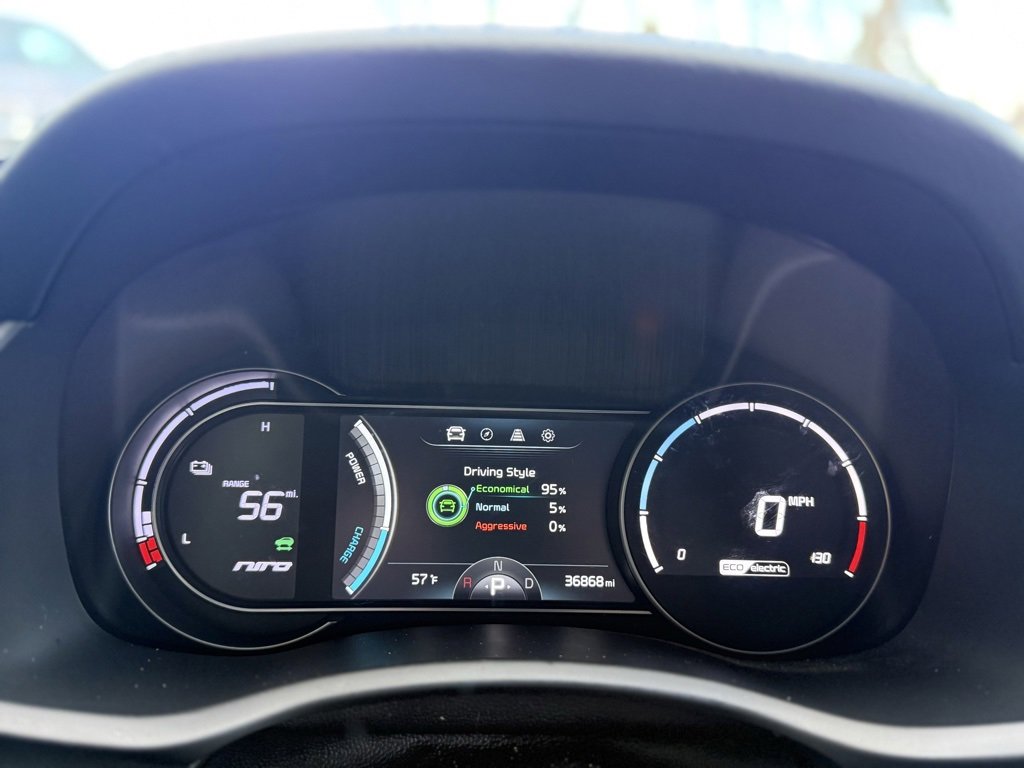 Used 2019 Kia Niro EX Premium w/ Cold Weather Package 1.0 image 29