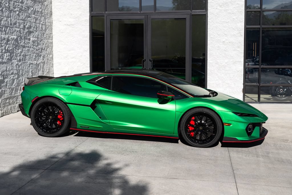 Used 2026 Lamborghini Temerario AWD/4WD image 15