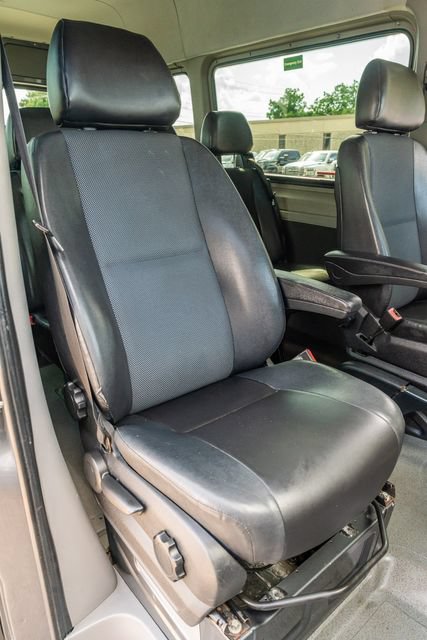 Used 2016 Mercedes-Benz Sprinter 2500 image 36