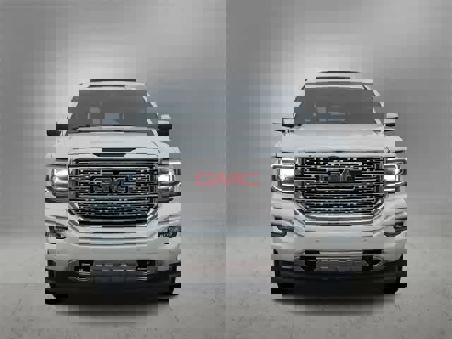 Used 2018 GMC Sierra 1500 Denali w/ Denali Ultimate Package image 3